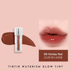 TIRTIR Waterism Glow Tint 06 Honey Nut swatch and lips