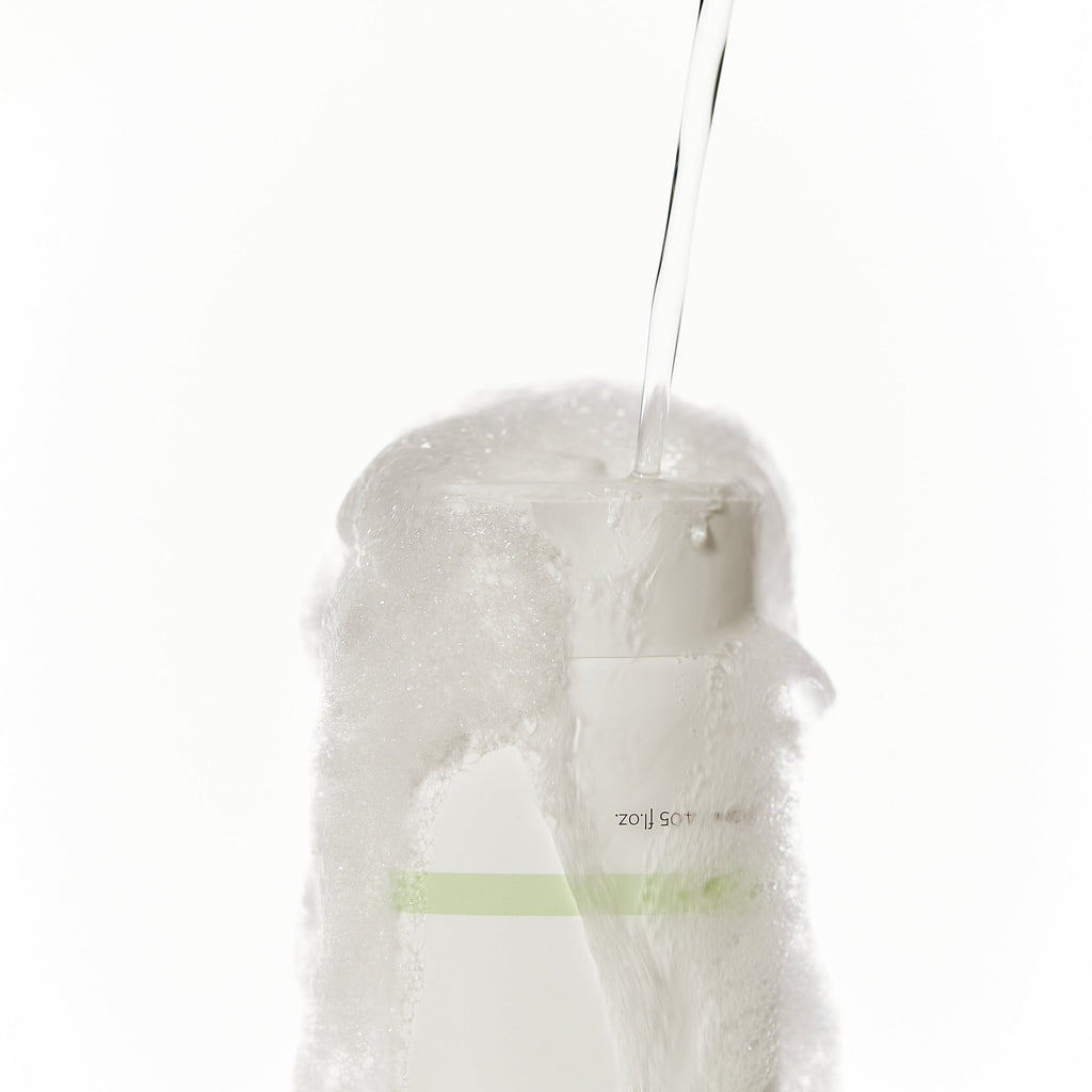 iUNIK Centella Mild Cleansing Foam 120ml product packaging